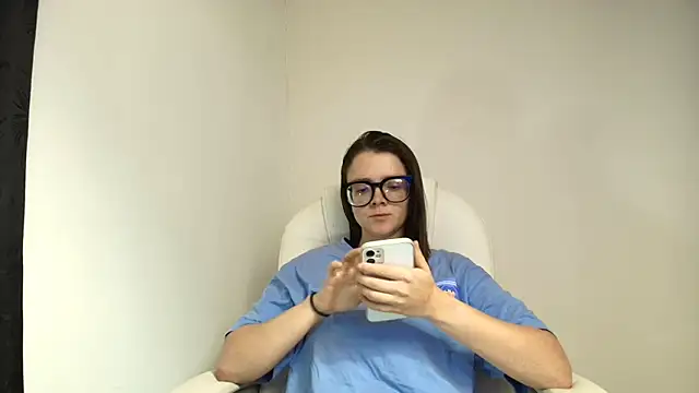 Arya starrk online show from February 2025 01:42:02 PM