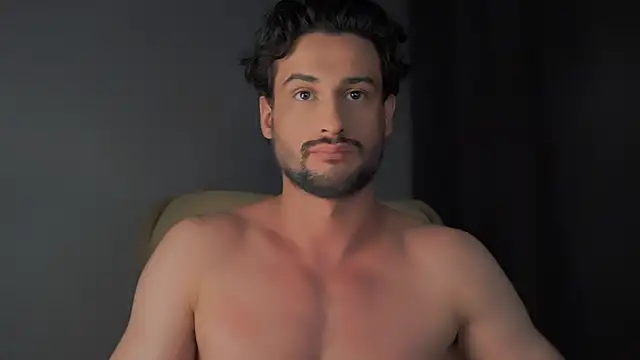 Snapshot of Keen___Luckystrike chatting on December 2024 03:30:02 PM Keen Luckystrike online show from December 2024 03:30:02 PM