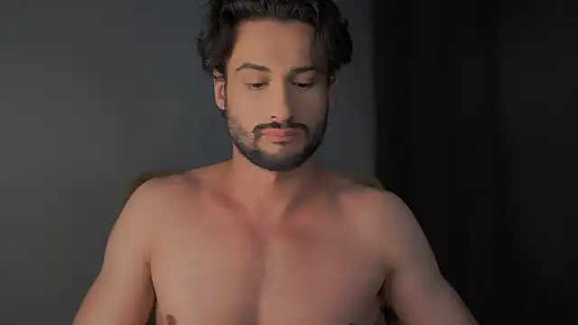 Snapshot of Keen___Luckystrike chatting on December 2024 06:15:02 PM Keen Luckystrike online show from December 2024 06:15:02 PM