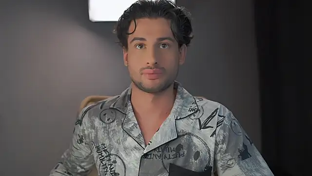 Snapshot of Keen___Luckystrike chatting on February 2025 10:00:01 PM Keen Luckystrike online show from February 2025 10:00:01 PM