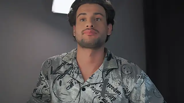 Snapshot of Keen___Luckystrike chatting on February 2025 08:42:02 PM Keen Luckystrike online show from February 2025 08:42:02 PM