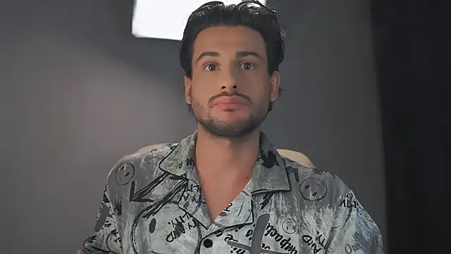 Snapshot of Keen___Luckystrike chatting on February 2025 12:19:01 AM Keen Luckystrike online show from February 2025 12:19:01 AM