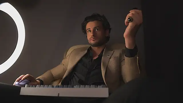 Snapshot of Keen___Luckystrike chatting on March 2025 11:03:02 PM Keen Luckystrike online show from March 2025 11:03:02 PM