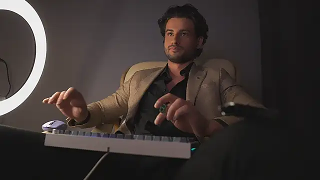 Snapshot of Keen___Luckystrike chatting on March 2025 02:06:02 AM Keen Luckystrike online show from March 2025 02:06:02 AM