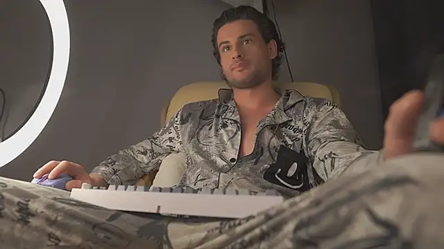 Snapshot of Keen___Luckystrike chatting on March 2025 03:55:02 AM Keen Luckystrike online show from March 2025 03:55:02 AM