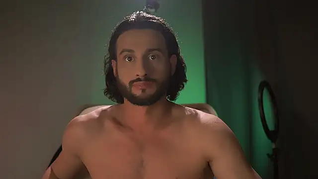 Snapshot of Keen___Luckystrike chatting on October 2025 05:12:02 PM Keen Luckystrike online show from October 2025 05:12:02 PM