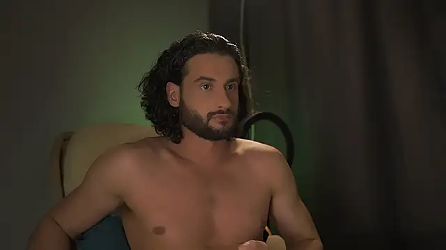 Snapshot of Keen___Luckystrike chatting on November 2025 08:19:01 PM Keen Luckystrike online show from November 2025 08:19:01 PM