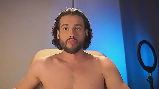 Snapshot of Keen___Luckystrike chatting on January 2026 03:00:02 AM Keen Luckystrike online show from January 2026 03:00:02 AM