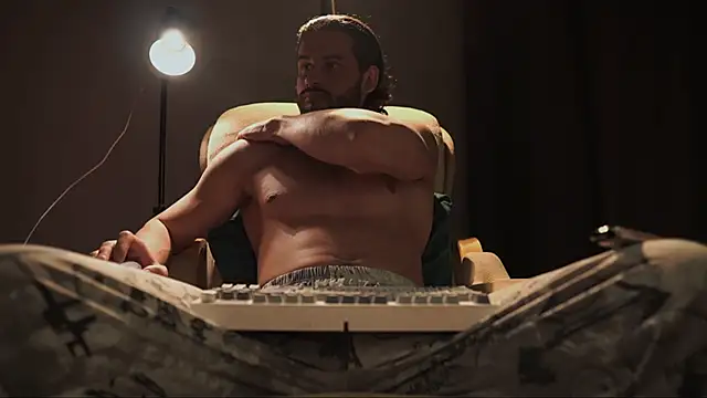 Snapshot of Keen___Luckystrike chatting on January 2026 09:26:02 AM Keen Luckystrike online show from January 2026 09:26:02 AM