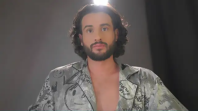 Snapshot of Keen___Luckystrike chatting on February 2026 04:05:02 AM Keen Luckystrike online show from February 2026 04:05:02 AM