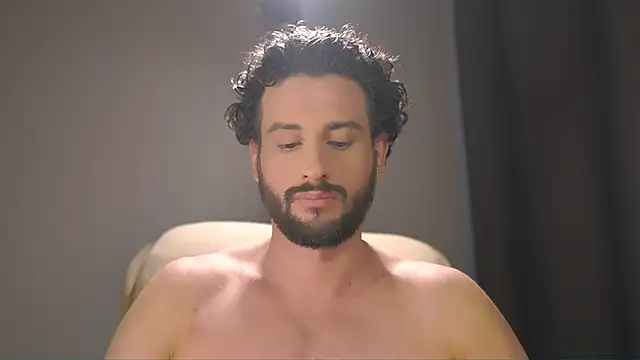 Snapshot of Keen___Luckystrike chatting on February 2026 09:57:02 AM Keen Luckystrike online show from February 2026 09:57:02 AM