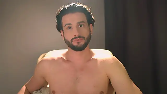 Snapshot of Keen___Luckystrike chatting on March 2026 07:32:02 AM Keen Luckystrike online show from March 2026 07:32:02 AM