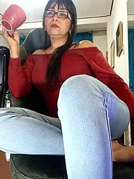 kelly dirty  online show from April 2026 01:42:02 AM