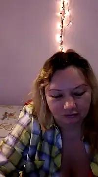 Snapshot of Lusi-777 chatting on December 2024 01:45:01 PM Lusi-777 online show from December 2024 01:45:01 PM