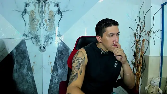 yeckodream online show from December 2025 04:29:01 AM