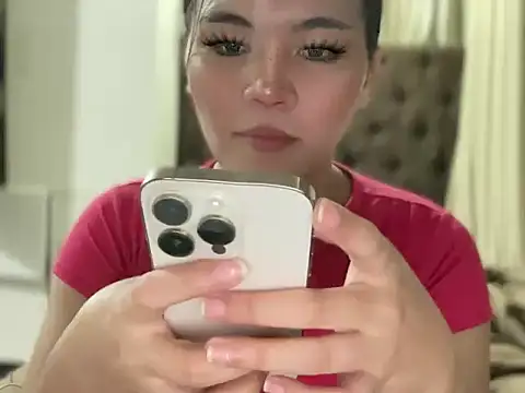Snapshot of Lilly_cruz chatting on May 2026 12:13:01 PM Lilly cruz online show from May 2026 12:13:01 PM