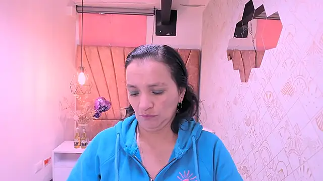 Snapshot of MarilynMiilf_ chatting on October 2025 07:22:01 PM MarilynMiilf online show from October 2025 07:22:01 PM
