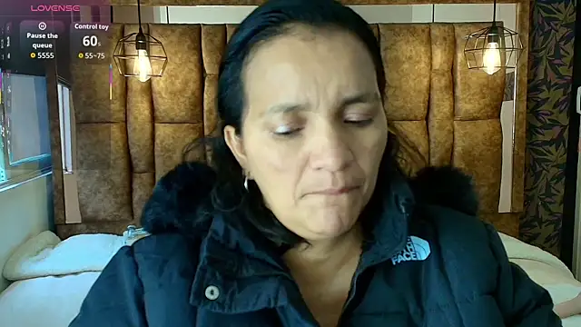 Snapshot of MarilynMiilf_ chatting on June 2026 07:34:02 PM MarilynMiilf online show from June 2026 07:34:02 PM