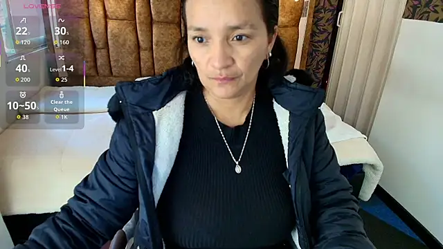 Snapshot of MarilynMiilf_ chatting on June 2026 07:24:01 PM MarilynMiilf online show from June 2026 07:24:01 PM