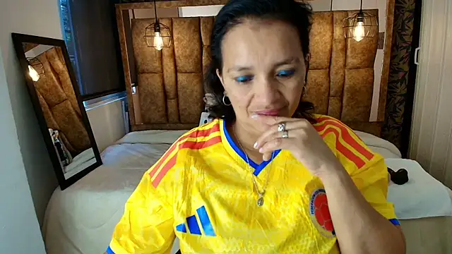 Snapshot of MarilynMiilf_ chatting on July 2026 08:04:02 PM MarilynMiilf online show from July 2026 08:04:02 PM