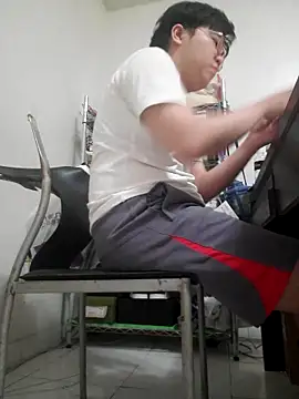 Snapshot of ksshp9502 chatting on December 2025 04:27:01 PM ksshp9502 online show from December 2025 04:27:01 PM