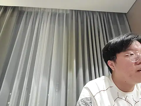 Snapshot of ksshp9502 chatting on January 2026 12:09:02 PM ksshp9502 online show from January 2026 12:09:02 PM