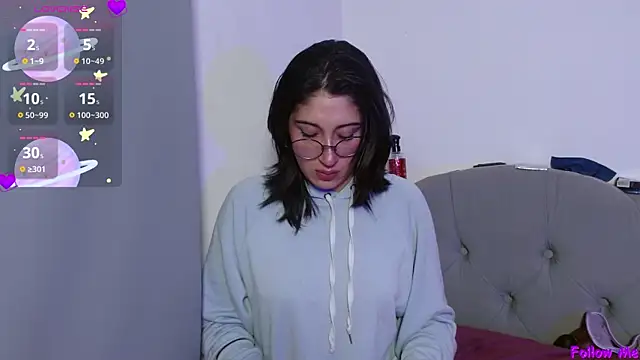 Red-moon1 online show from September 2025 04:34:02 AM