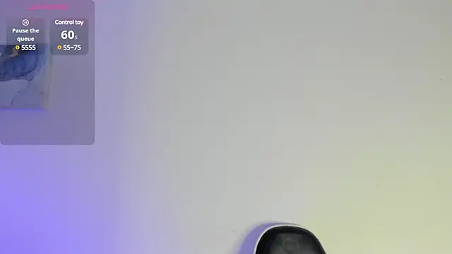 Snapshot of Megan_browns1 chatting on January 2025 01:04:01 PM Megan browns1 online show from January 2025 01:04:01 PM