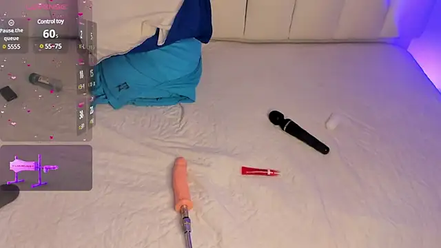 Snapshot of Megan_browns1 chatting on January 2025 04:04:02 PM Megan browns1 online show from January 2025 04:04:02 PM