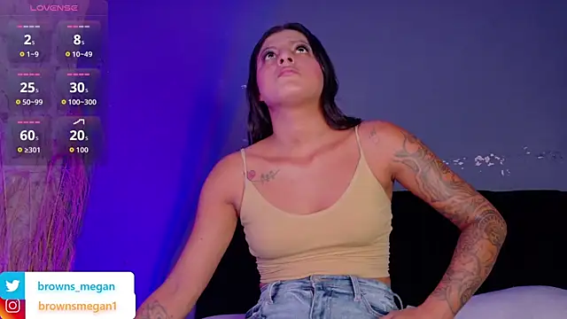 Snapshot of Megan_browns1 chatting on September 2025 01:11:02 PM Megan browns1 online show from September 2025 01:11:02 PM