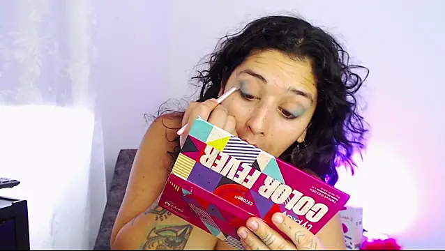 sophiaamethystt online show from January 2025 04:59:02 PM