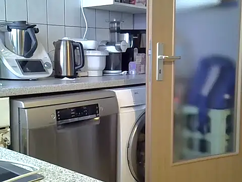 dragon77chelsi online show from December 2025 08:30:01 AM