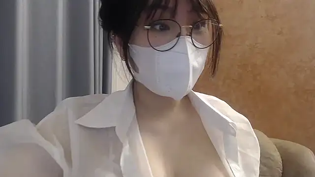 Onee-Chew online show from December 2024 08:47:02 PM