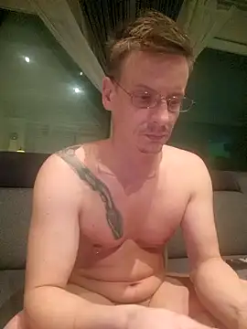 Snapshot of LanaSissy100 chatting on December 2024 08:32:01 PM LanaSissy100 online show from December 2024 08:32:01 PM