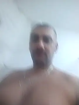 Snapshot of TIAGOPORTEIRO chatting on October 2025 03:04:02 AM TIAGOPORTEIRO online show from October 2025 03:04:02 AM