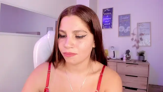 bluee hazell online show from March 2025 06:03:02 PM