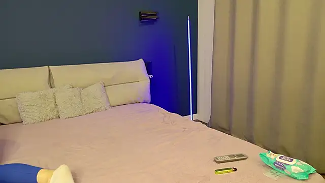 Mila Anders online show from September 2025 04:23:02 AM