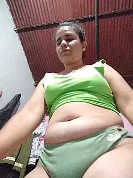 Snapshot of ValeriaSantos- chatting on May 2026 02:40:02 AM ValeriaSantos- online show from May 2026 02:40:02 AM