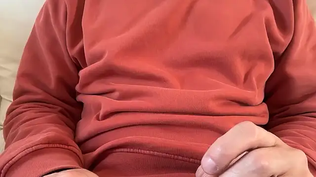 qualunque 21 online show from April 2026 04:16:02 PM