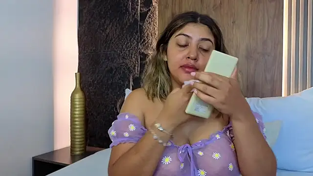 abby miller26 online show from October 2025 12:24:02 PM