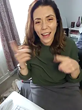 Ellie-L-Elizabeth online show from March 2026 02:45:02 PM