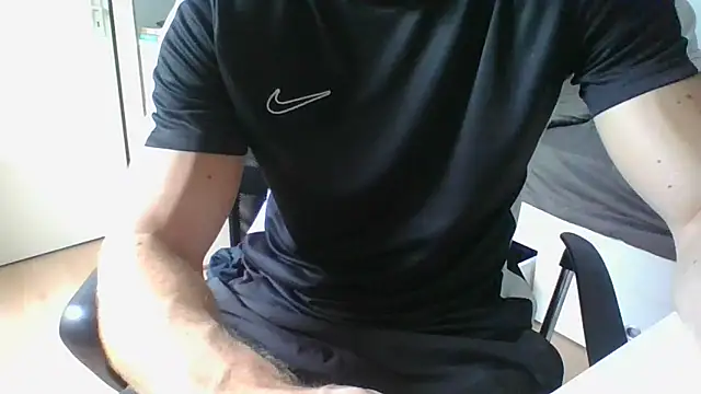 RamonJoosse2002 online show from June 2026 11:23:02 AM