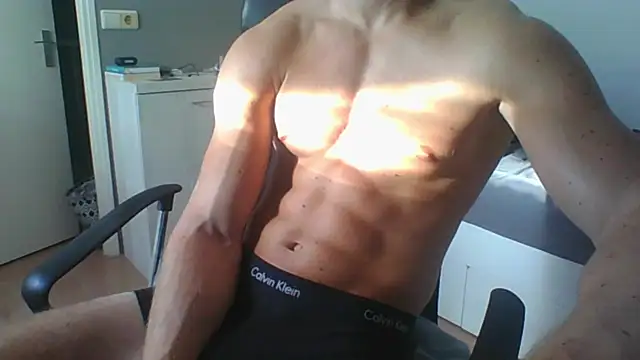 RamonJoosse2002 online show from July 2026 12:18:02 PM