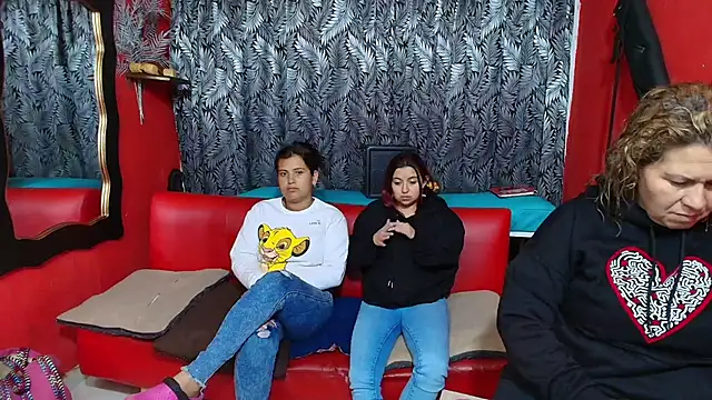 Snapshot of lesbiancuple chatting on February 2025 10:02:02 AM lesbiancuple online show from February 2025 10:02:02 AM