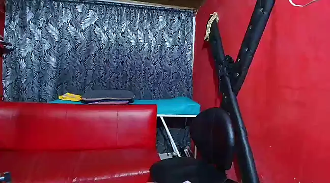 Snapshot of lesbiancuple chatting on March 2025 12:00:02 AM lesbiancuple online show from March 2025 12:00:02 AM