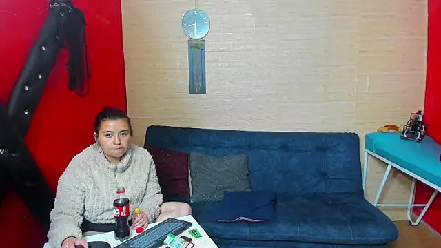 Snapshot of lesbiancuple chatting on September 2025 01:06:02 AM lesbiancuple online show from September 2025 01:06:02 AM