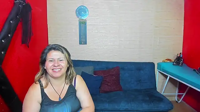 Snapshot of lesbiancuple chatting on September 2025 08:53:02 PM lesbiancuple online show from September 2025 08:53:02 PM