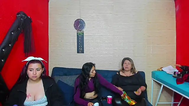 Snapshot of lesbiancuple chatting on September 2025 12:12:02 AM lesbiancuple online show from September 2025 12:12:02 AM