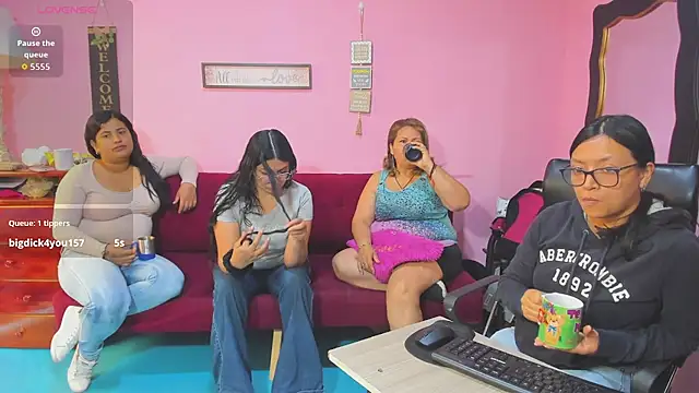 Snapshot of lesbiancuple chatting on November 2025 01:12:02 PM lesbiancuple online show from November 2025 01:12:02 PM