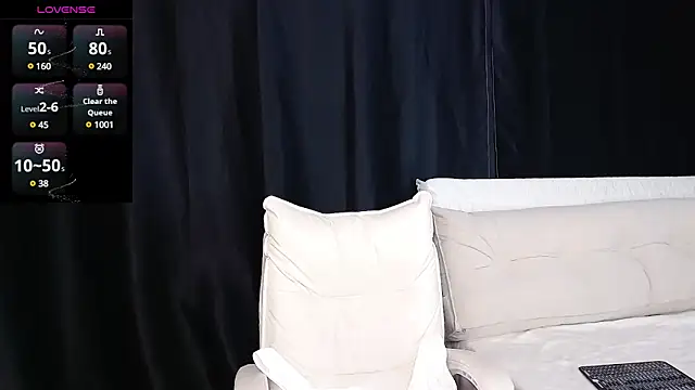 qianqian  online show from February 2025 11:27:02 AM